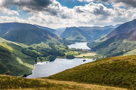 Mellbreak, Lake District, Cumbria, England by Andrew Locking | Lake district, Scenery pictures ...