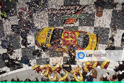 11-18 February, 2007, Daytona Beach, Florida, USA Winner Kevin Harvick celebrates Â©2007 ...