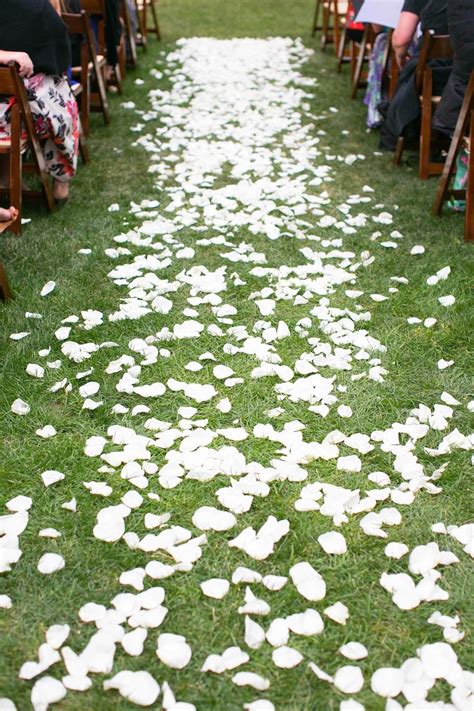 white rose petal ceremony aisle calie rose | Outdoor ceremony aisle ...