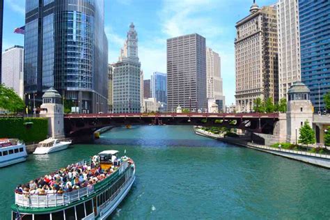 The Easiest Way to Visit Chicago in 3 Days - Easy Planet Travel