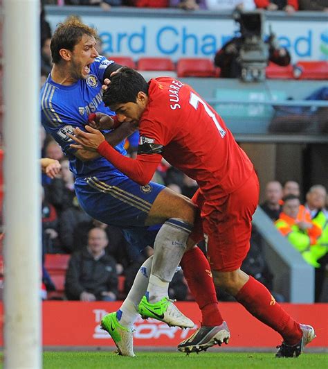 Suarez biting controversy | CNN