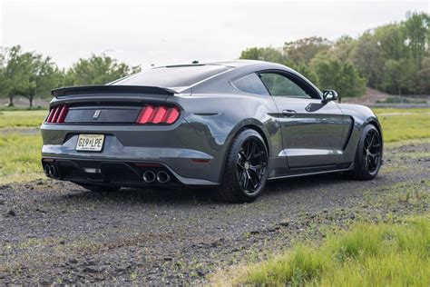 Lead Foot Gray 2018 Ford Mustang Shelby GT350 Is Looking for a New Owner - autoevolution