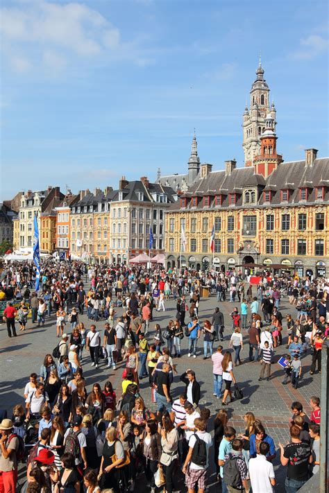 La braderie de Lille, marché aux puces Lille - Actus | Braderie de lille, Lille, Lille ville
