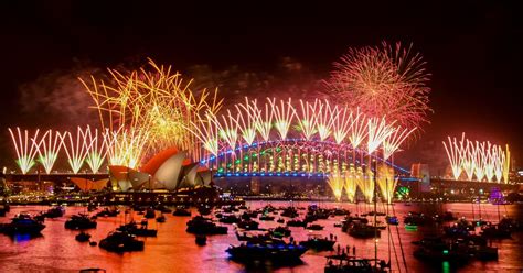 Photos: New Year 2024 celebrations around the world | In Pictures News – Oneasks