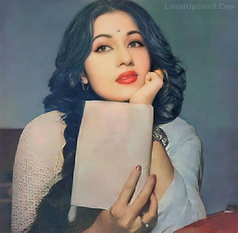 Stunning Color Pictures of Madhubala You've Probably Never Seen | Madhubala Color Photos