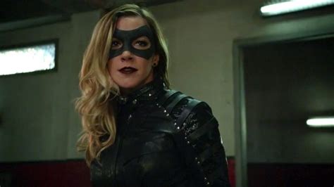 It Still Stings: Arrow's Laurel Lance / Black Canary Debacle