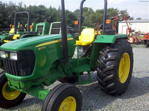 2008 John Deere 5075E Tractors - Utility (40-100hp) - John Deere MachineFinder