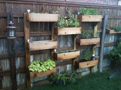 What Is Vertical Gardening? 101 | Grow Green Food