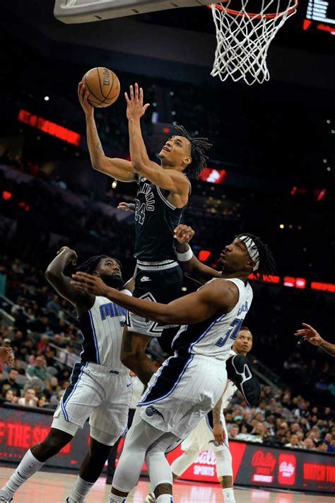 Season likely over for San Antonio Spurs’ Devin Vassell, Jeremy Sochan