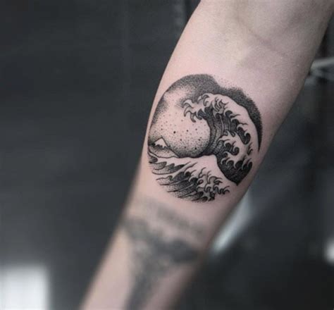 Body - Tattoo's - Hokusai wave by Niko - TattooViral.com | Your Number ...