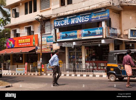 Indien, Kerala, Mahe (Pondicherry) Unionsterritorium, Excel Weine und ...