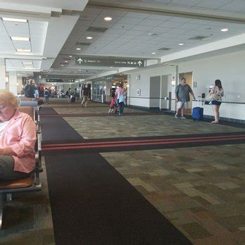 Dane County Regional Airport - 93 Photos & 166 Reviews - Airports ...