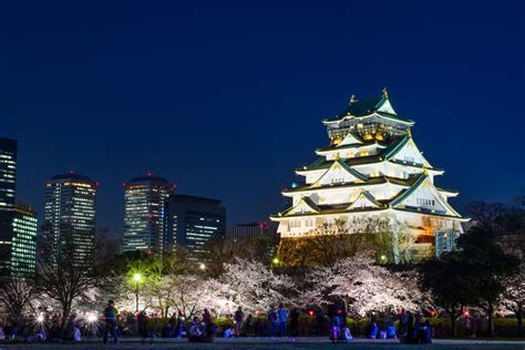 Osaka Castle - Magnificent Night Illumination | MATCHA - JAPAN TRAVEL WEB MAGAZINE Osaka Castle ...