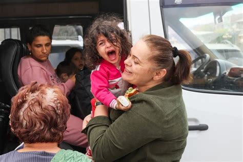 Armenians flee Nagorno-Karabakh after Azerbaijan offensive