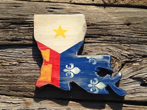 Handmade Distressed Acadian Flag Louisiana by BairdsCajunCarvings