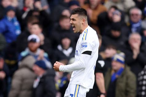 Joel Piroe shares how many more goals he wants to score for Leeds ...