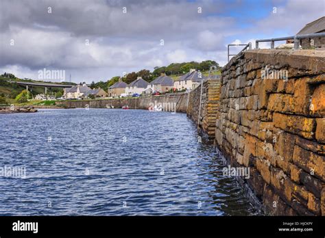 Harbor of Dunbeath, Scotland Stock Photo - Alamy