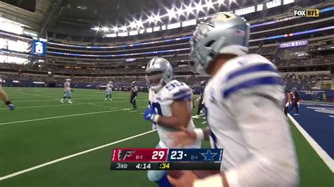 Dallas Cowboys quarterback Dak Prescott powers in on quarterback sneak touchdown