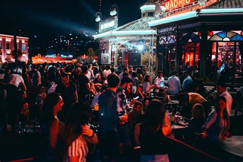 Baku Nightlife: 20 Best Bars and Nightclubs - Azerbaijan ...