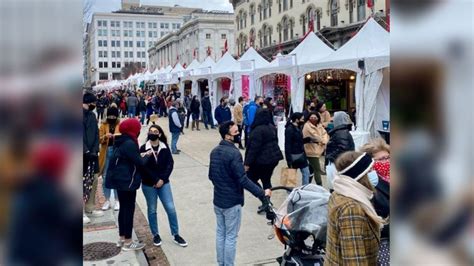 DC's Downtown Holiday Market gears up to open for the 2021 season