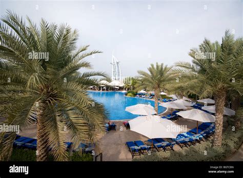 Swimming pool at Al Qasr Hotel, Madinat Jumeirah, Dubai Stock Photo - Alamy