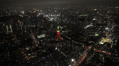 Tokyo Tower Lights Up to Celebrate The Launch of the Nike+ FuelBand SE ...