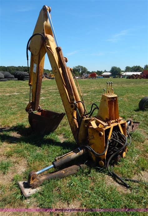 Case 33 backhoe attachment in Verona, MO | Item B5805 sold | Purple Wave