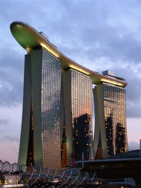 Amazing three tier building in Singapore | Skyscraper, Architecture ...