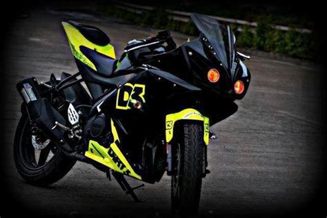 Yamaha R15 V2 Modified 'D3' - Fluorescent green , Projector lights - ModifiedX