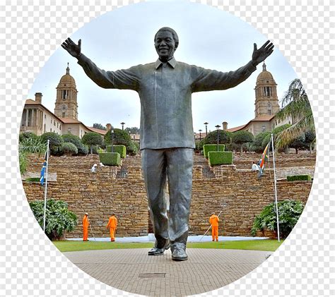 Free download | Statue of Nelson Mandela, Union Buildings Soweto The ...