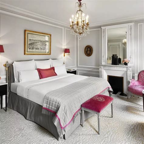 Rooms & Suites - Paris - Hotel Plaza Athénée | Dorchester Collection Paris Hotels Rooms, Paris ...