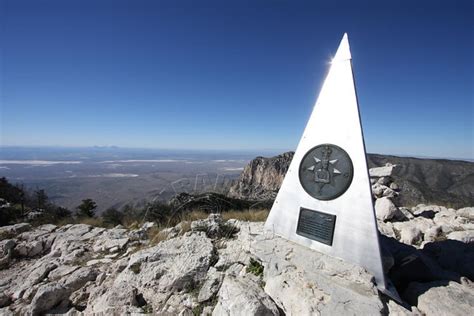 guadalupe peak summit marker | The shining monument on the s… | Flickr