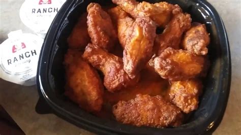 Big Phil Experiences Buffalo Wings from Marco's Pizza - YouTube