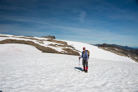 Comox Glacier: A Great Day Hike - Explorington