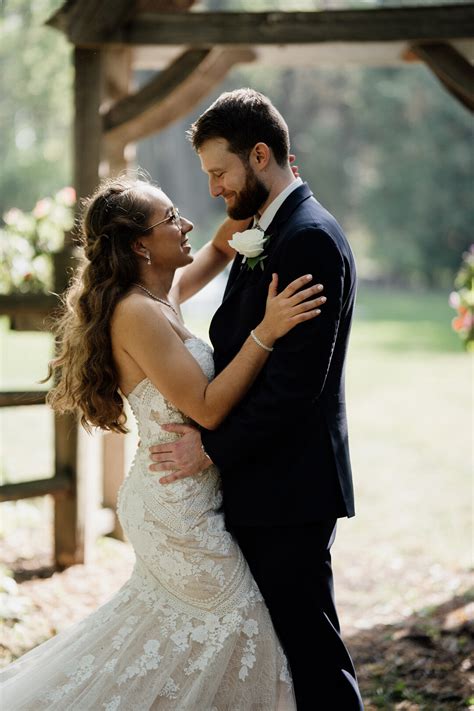 Bohemian Farm Wedding at Ashley Farm — CHI thee WED