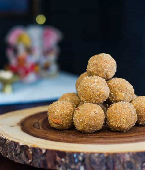 How to make Besan Laddu Besan ke laddu recipe - The Flavor Bells