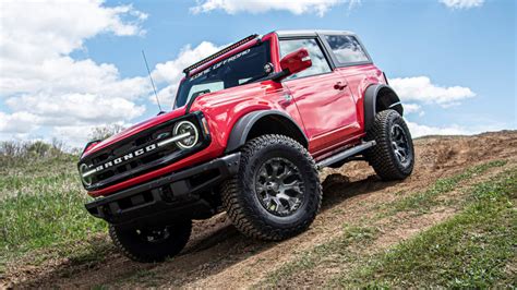 2021 Ford Bronco aftermarket stampede begins with Zone Offroad lift kit ...