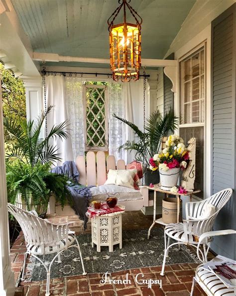 Pin by ᗪream 𝓢𝓅𝒾𝓇𝒶𝓁 on A Porch For All Season’s | House with porch, Cottage porch, Porch curtains