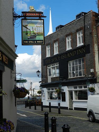 Pubs in Old Portsmouth | Portsmouth pubs, Portsmouth england, Island inn