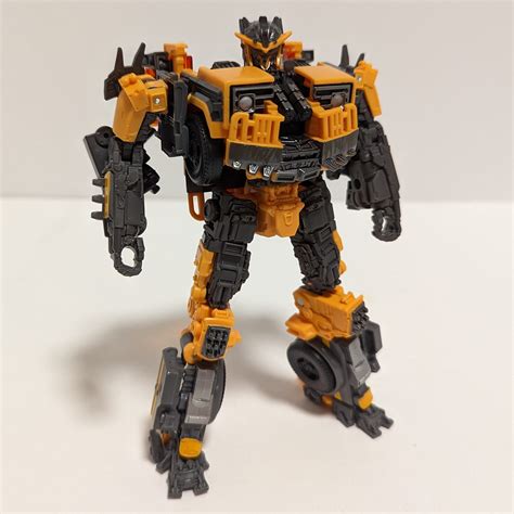 Rise of the Beasts Studio Series Voyager Battletrap & Deluxe Airazor First Look - Transformers ...