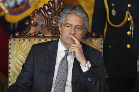 Ecuador's showdown between president, lawmakers could result in either's ouster