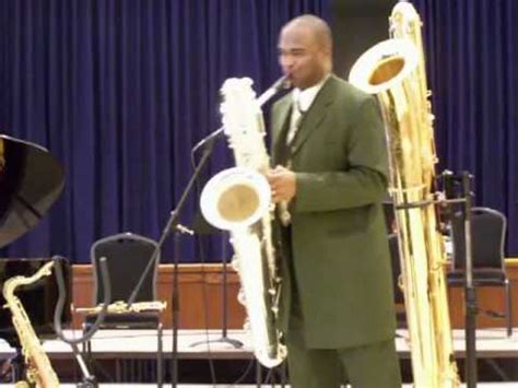 James Carter Solos at Saxophone Summit 2008 - YouTube