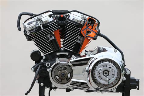 Harley-Davidson's New Milwaukee-Eight Engine Debuts In 2017 Touring ...