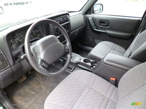 1999 Jeep Cherokee Sport 4x4 interior Photos | GTCarLot.com