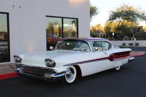 1958 Pontiac Star Chief Custom