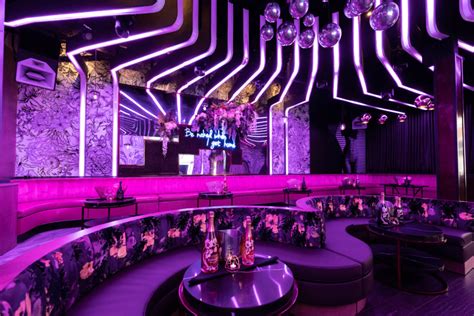 Side Bar Nightclub Transforms Into A Provocative Oasis