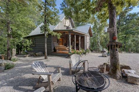 12 Best Cabin Rentals in Hot Springs, Arkansas | Hot springs arkansas cabins, Hot springs, Cabin ...