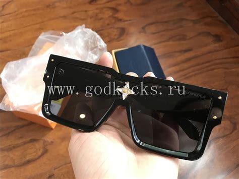 Replica 2023 Louis Vuitton Sunglasses Black from godkicks.ru : r/Replica