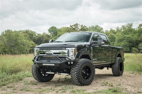 fab fours 40 inch tire no lift fender and bumper package installed on a 2018 ford f-250 super ...