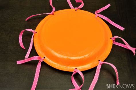 DIY kid's tambourine craft